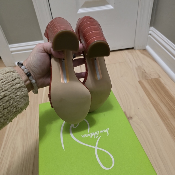 Sam Edelman Red Croc-Embossed Heels - Picture 5 of 7